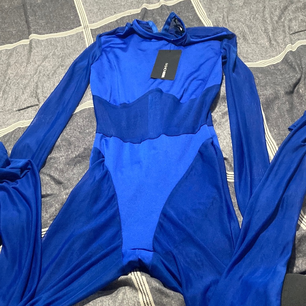 NWT fashion Nova jumpsuit 💙 - Picture 9 of 9